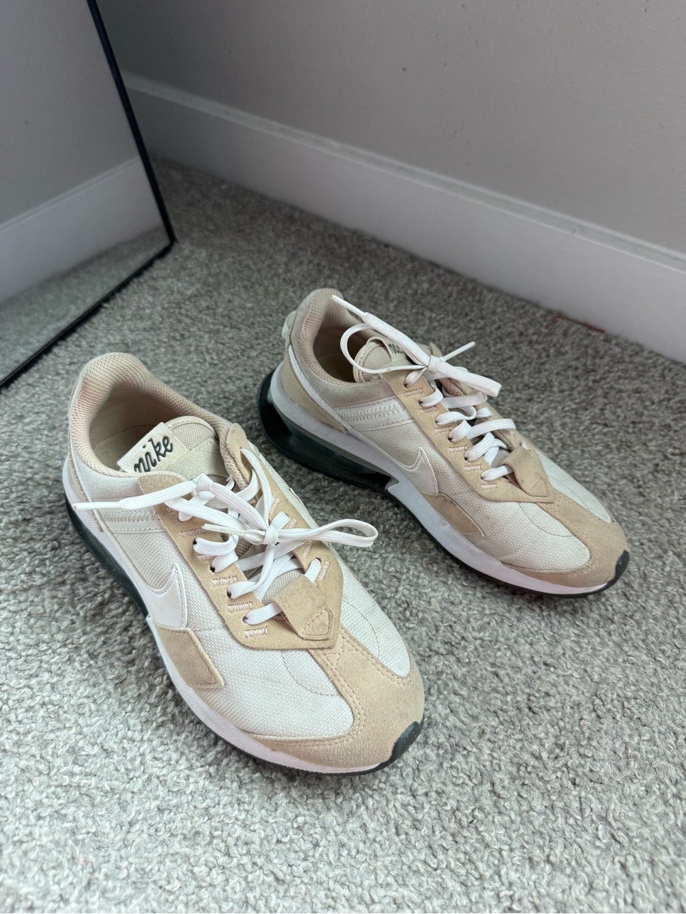 Nike Women's Air Max Pre-Day Light Bone Sanddrift Sneakers